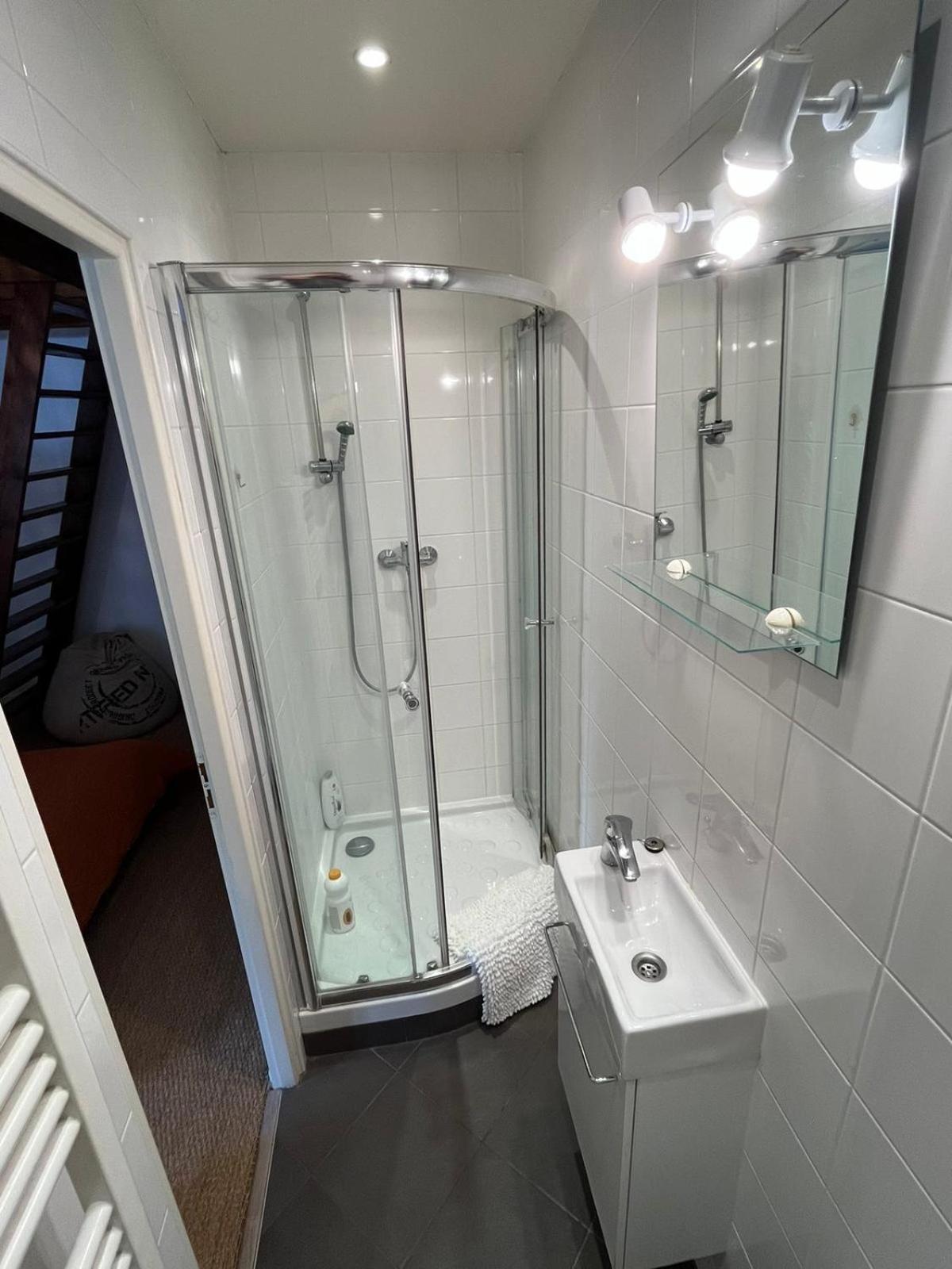 Les Ecuries Bed & Breakfast Recloses Ngoại thất bức ảnh